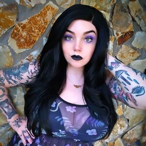 Meet your Posher, Vixtina!!! 🧚‍♂️✌️🦇💚